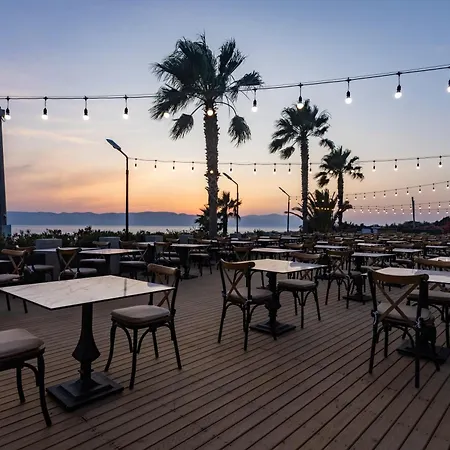 The Nowness Luxury & Adulty Only מלון Çeşme