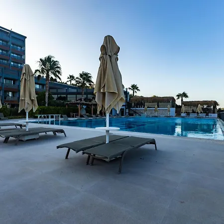 מלון The Nowness Luxury & Adulty Only Çeşme