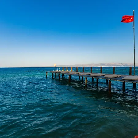 The Nowness Luxury & Adulty Only فندق